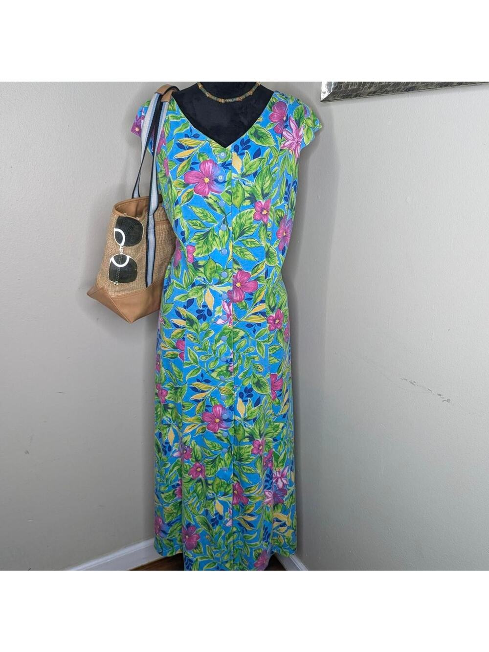 Tropical maxi dress size 4